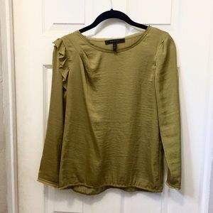 BCBGMaxAzria ruffle blouse XS